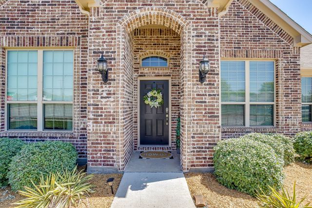 7932 Buttonwood Drive, Fort Worth, TX 76137