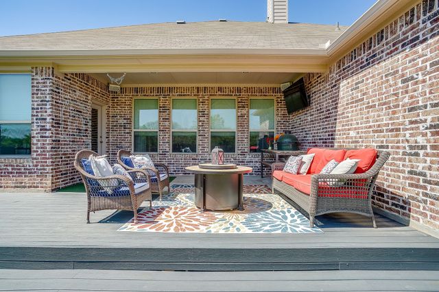 7932 Buttonwood Drive, Fort Worth, TX 76137