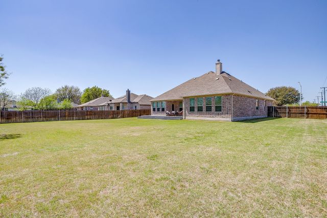 7932 Buttonwood Drive, Fort Worth, TX 76137