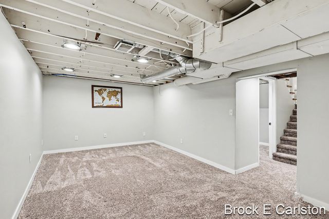 2915 Westland Road, Roosevelt Park City, MI 49441