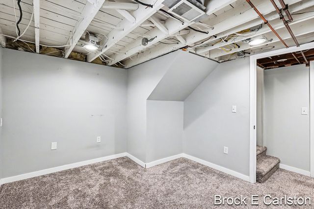 2915 Westland Road, Roosevelt Park City, MI 49441