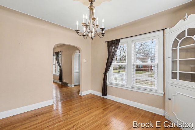 2915 Westland Road, Roosevelt Park City, MI 49441