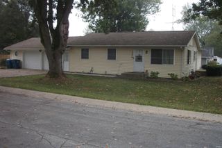 1007 S Superior Street, Angola, IN 46703