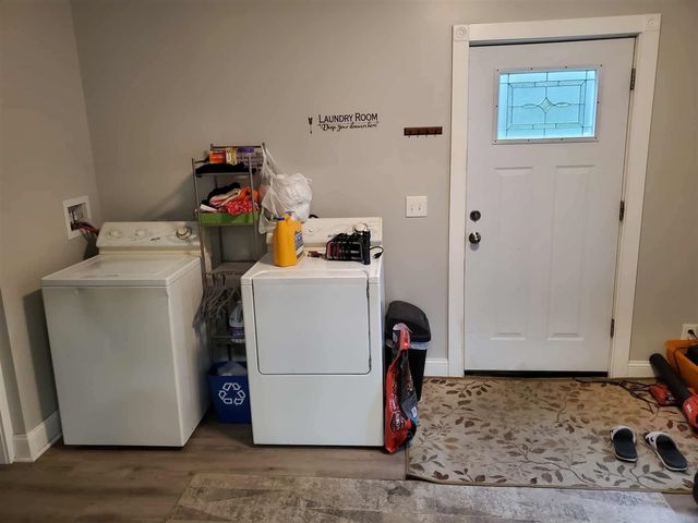 1212 Washington Avenue, Kalamazoo, MI 49001