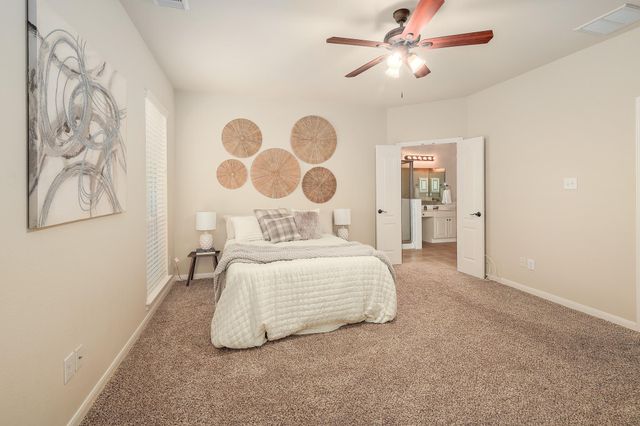 2014 Clegg DR, Cedar Park, TX 78613