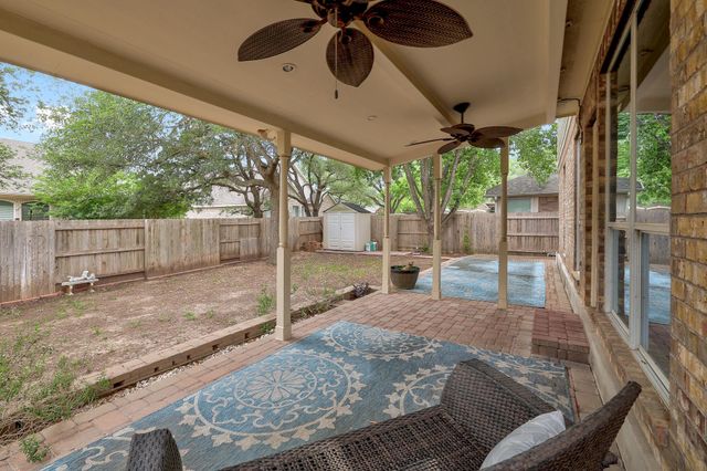 2014 Clegg DR, Cedar Park, TX 78613