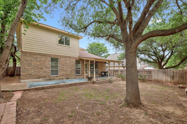 2014 Clegg DR, Cedar Park, TX 78613