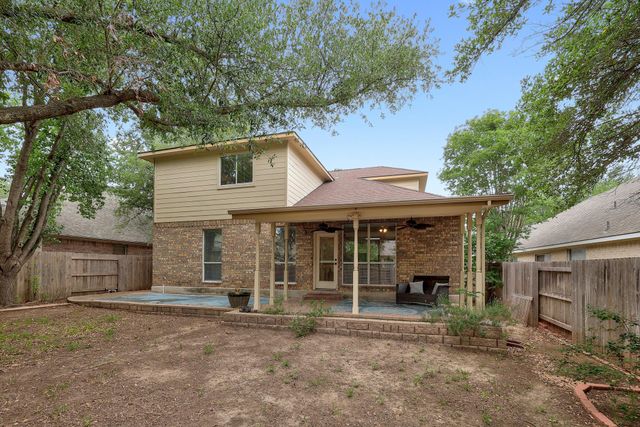 2014 Clegg DR, Cedar Park, TX 78613
