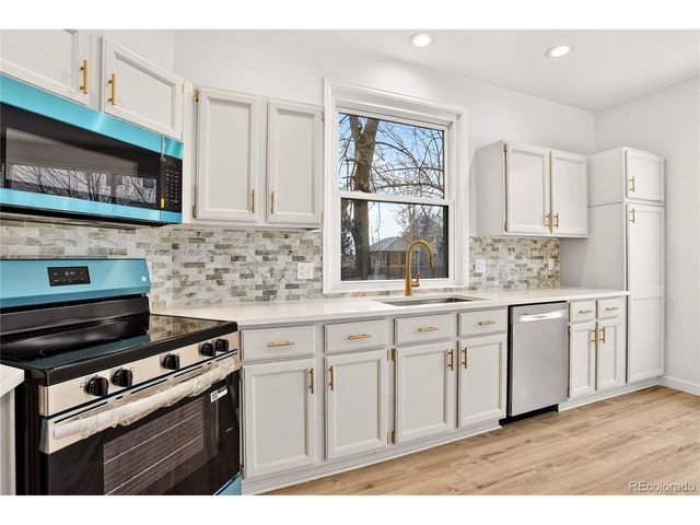 5322 S Danube Ct, Centennial, CO 80015