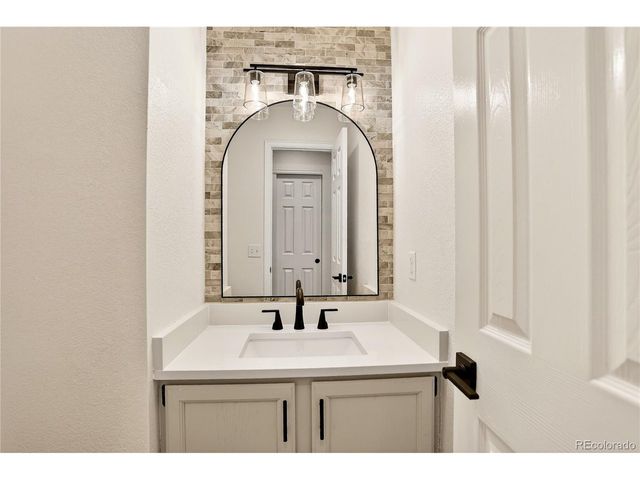 5322 S Danube Ct, Centennial, CO 80015