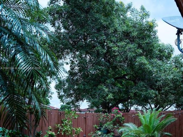 3279 NE 11th Dr, Homestead, FL 33033