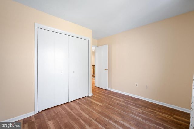 7857 HEATHERTON LN, Rockville, MD 20854