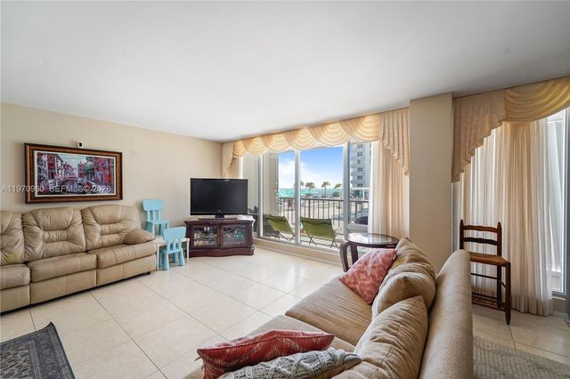 4280 Galt Ocean Dr 2K, Fort Lauderdale, FL 33308