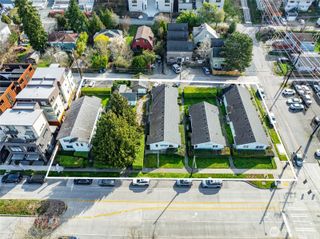 5222 -36 Delridge Way SW, Seattle, WA 98106