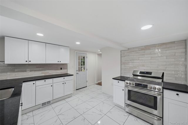 1630 Goshen Turnpike, Middletown, NY 10941