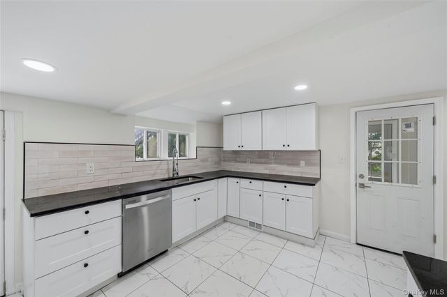 1630 Goshen Turnpike, Middletown, NY 10941
