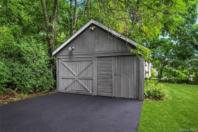 1630 Goshen Turnpike, Middletown, NY 10941