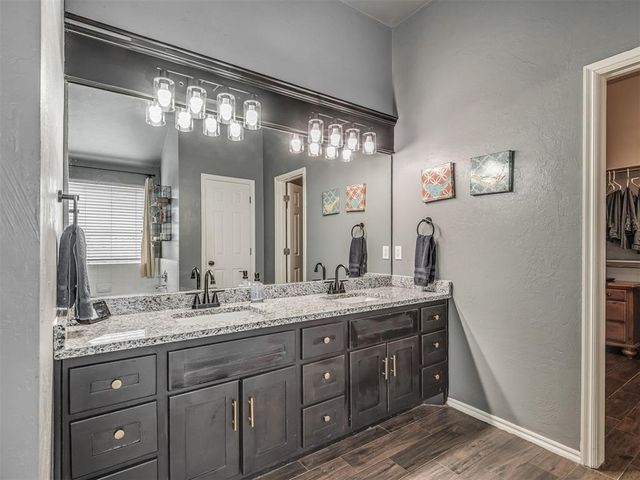 4904 NW 161st Terrace, Edmond, OK 73013