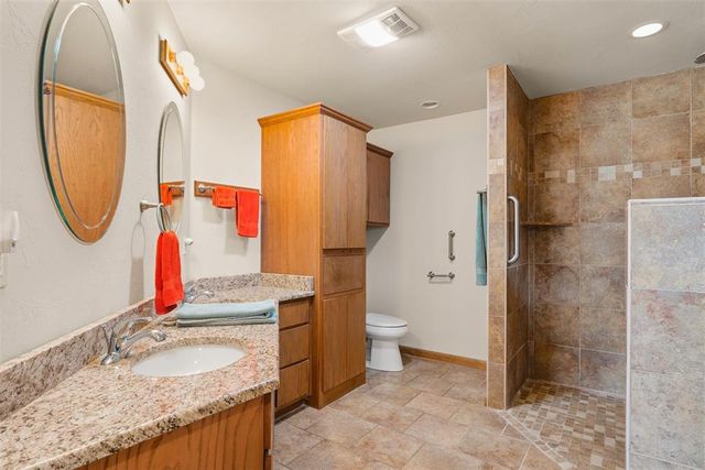 1023 W Brooke Hollow Court, Stillwater, OK 74075