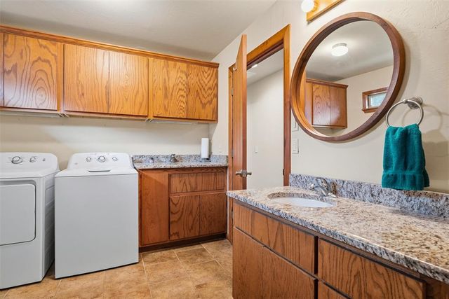 1023 W Brooke Hollow Court, Stillwater, OK 74075