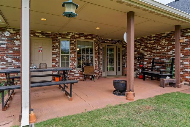 1023 W Brooke Hollow Court, Stillwater, OK 74075