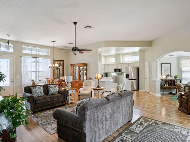 5524 SQUIRES DRIVE, Leesburg, FL 34748