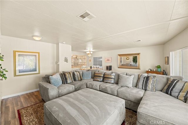 2964 Silver Oak Way, Hemet, CA 92545