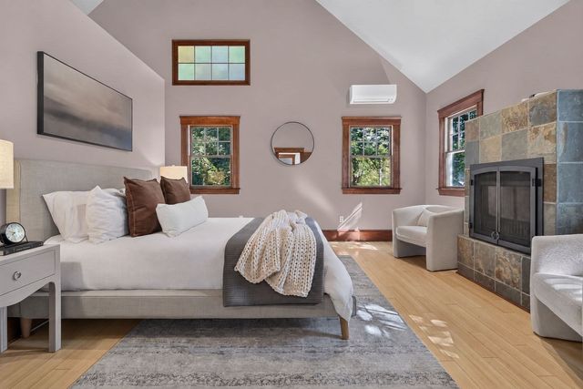 5 Rambler Rd, Boston, MA 02130
