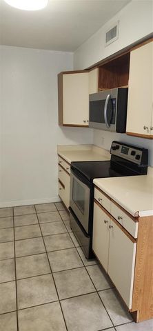 222 CROWN OAKS WAY 222, Longwood, FL 32779