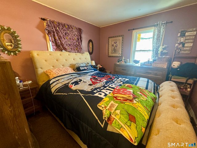 84 Middle Turnpike West, Manchester, CT 06040