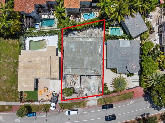 4152 Alton Rd, Miami Beach, FL 33140