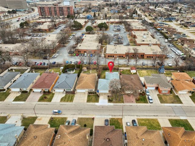 8300 W Balmoral Avenue, Chicago, IL 60656