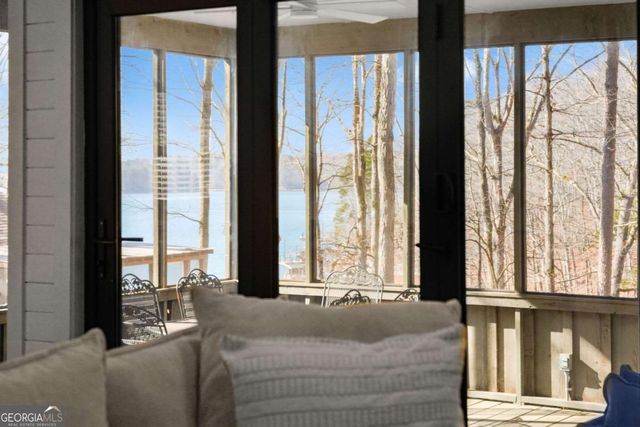 3655 Lodgehaven Circle, Gainesville, GA 30506