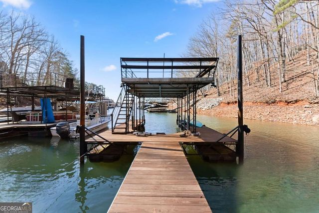 3655 Lodgehaven Circle, Gainesville, GA 30506