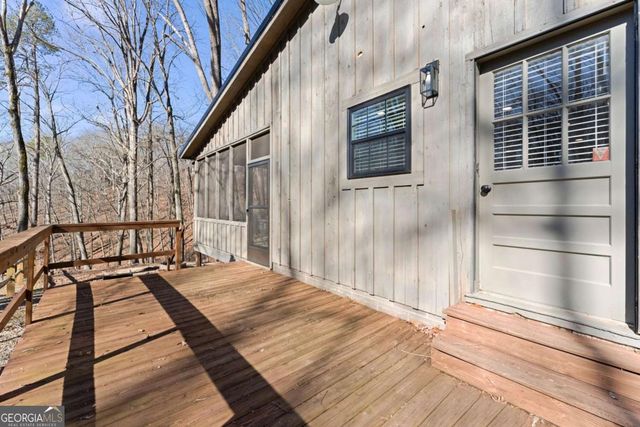 3655 Lodgehaven Circle, Gainesville, GA 30506