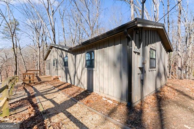 3655 Lodgehaven Circle, Gainesville, GA 30506