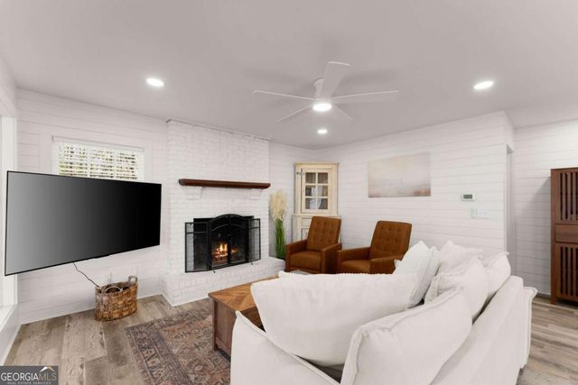 3655 Lodgehaven Circle, Gainesville, GA 30506