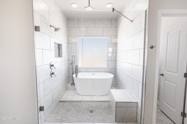 202 Olive Branch Trail, Santa Teresa, NM 88008