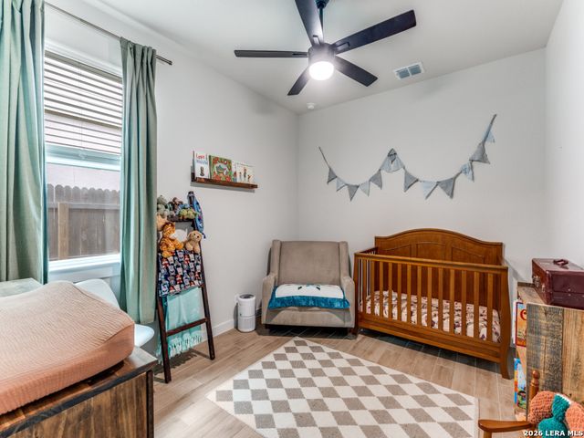 1052 SLIGHT ST, New Braunfels, TX 78130