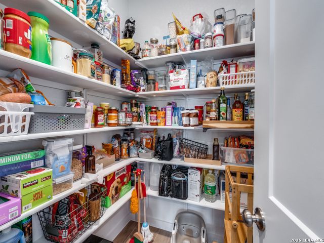 1052 SLIGHT ST, New Braunfels, TX 78130