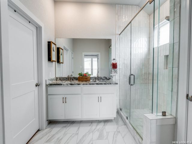 1052 SLIGHT ST, New Braunfels, TX 78130