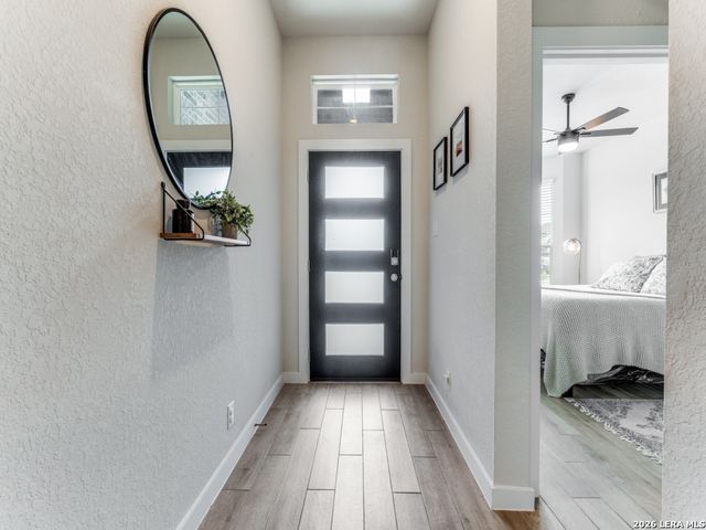 1052 SLIGHT ST, New Braunfels, TX 78130