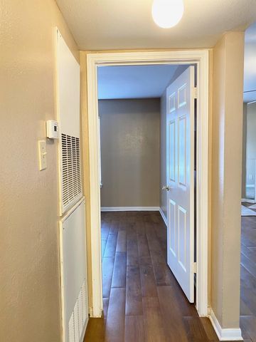 14600 Fonmeadow Drive 907, Houston, TX 77035