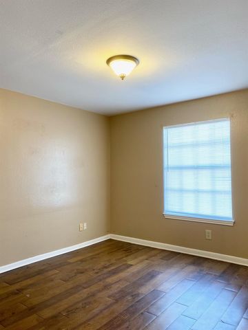 14600 Fonmeadow Drive 907, Houston, TX 77035