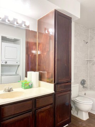 14600 Fonmeadow Drive 907, Houston, TX 77035