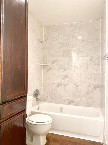 14600 Fonmeadow Drive 907, Houston, TX 77035