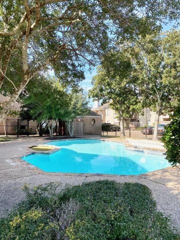 14600 Fonmeadow Drive 907, Houston, TX 77035