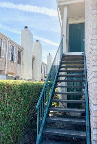 14600 Fonmeadow Drive 907, Houston, TX 77035