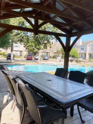 14600 Fonmeadow Drive 907, Houston, TX 77035