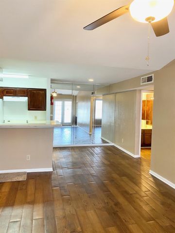14600 Fonmeadow Drive 907, Houston, TX 77035
